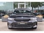 BMW 3-Serie (g20) 320e M-Sport 204pk | Sfeer | Camera | Pano | Trekhaak | Adaptive LED | Cruise | Carplay | HUD