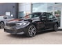 BMW 3-Serie (g20) 320e M-Sport 204pk | Sfeer | Camera | Pano | Trekhaak | Adaptive LED | Cruise | Carplay | HUD