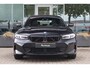 BMW 3-Serie (g20) 320e M-Sport 204pk SoH 96% | Sfeer | Camera | Pano | Trekhaak | Adaptive LED | Cruise | Carplay | HUD