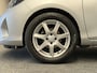 Toyota Yaris 1.3 VVT-i ASPIRATION AUTOMAAT CRUISE CONTROL AIRCO BLUETOOTH MULTIMEDIA VOORBEREIDING SCHAKELMOGELIJKHEID AAN STUURWIEL ACHTERUITRIJCAMERA TREKHAAK ZEER MOOI !!