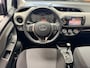 Toyota Yaris 1.3 VVT-i ASPIRATION AUTOMAAT CRUISE CONTROL AIRCO BLUETOOTH MULTIMEDIA VOORBEREIDING SCHAKELMOGELIJKHEID AAN STUURWIEL ACHTERUITRIJCAMERA TREKHAAK ZEER MOOI !!