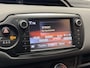 Toyota Yaris 1.3 VVT-i ASPIRATION AUTOMAAT CRUISE CONTROL AIRCO BLUETOOTH MULTIMEDIA VOORBEREIDING SCHAKELMOGELIJKHEID AAN STUURWIEL ACHTERUITRIJCAMERA TREKHAAK ZEER MOOI !!