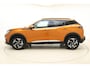 Peugeot 2008 1.2T Allure Pack | 130PK | Trekhaak | Stoelverwarming | Parkeercamera Achter | Apple Carplay & Android Auto | Keyless Start | Full LED | 17'' Lichtmetalen velgen | Climate Control
