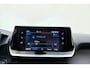Peugeot 2008 1.2T Allure Pack | 130PK | Trekhaak | Stoelverwarming | Parkeercamera Achter | Apple Carplay & Android Auto | Keyless Start | Full LED | 17'' Lichtmetalen velgen | Climate Control