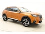 Peugeot 2008 1.2T Allure Pack | 130PK | Trekhaak | Stoelverwarming | Parkeercamera Achter | Apple Carplay & Android Auto | Keyless Start | Full LED | 17'' Lichtmetalen velgen | Climate Control