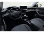 Peugeot 2008 1.2T Allure Pack | 130PK | Trekhaak | Stoelverwarming | Parkeercamera Achter | Apple Carplay & Android Auto | Keyless Start | Full LED | 17'' Lichtmetalen velgen | Climate Control