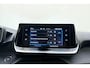 Peugeot 2008 1.2T Allure Pack | 130PK | Trekhaak | Stoelverwarming | Parkeercamera Achter | Apple Carplay & Android Auto | Keyless Start | Full LED | 17'' Lichtmetalen velgen | Climate Control