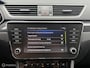 Skoda Superb Combi 1.8 TSI Sportline Kuipstoelen Navi Carplay Memory Alcantara