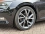 Skoda Superb Combi 1.8 TSI Sportline Kuipstoelen Navi Carplay Memory Alcantara