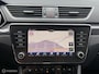 Skoda Superb Combi 1.8 TSI Sportline Kuipstoelen Navi Carplay Memory Alcantara
