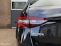 Skoda Superb Combi 1.8 TSI Sportline Kuipstoelen Navi Carplay Memory Alcantara