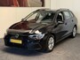 Volkswagen Golf VARIANT 1.0 eTSI LIFE BUSINESS ADAPTIVE CRUISE CONTROL CLIMATE CONTROL BLUETOOTH TELEFOON APPLE CARPLAY/ANDROID RIJSTROOKSENSOREN 16" LICHTMETALEN VELGEN PDC ZEER MOOI !!