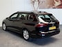 Volkswagen Golf VARIANT 1.0 eTSI LIFE BUSINESS ADAPTIVE CRUISE CONTROL CLIMATE CONTROL BLUETOOTH TELEFOON APPLE CARPLAY/ANDROID RIJSTROOKSENSOREN 16" LICHTMETALEN VELGEN PDC ZEER MOOI !!