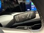 Volkswagen Golf VARIANT 1.0 eTSI LIFE BUSINESS ADAPTIVE CRUISE CONTROL CLIMATE CONTROL BLUETOOTH TELEFOON APPLE CARPLAY/ANDROID RIJSTROOKSENSOREN 16" LICHTMETALEN VELGEN PDC ZEER MOOI !!