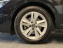 Volkswagen Golf VARIANT 1.0 eTSI LIFE BUSINESS ADAPTIVE CRUISE CONTROL CLIMATE CONTROL BLUETOOTH TELEFOON APPLE CARPLAY/ANDROID RIJSTROOKSENSOREN 16" LICHTMETALEN VELGEN PDC ZEER MOOI !!