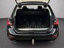 BMW 3-Serie Touring 330e xDrive | Laser | Trekhaak | Head Up | 360 | Sfeerverlichting | Dodehoek | 1e eigenaar