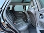Volvo XC60 2.0 T8 Plug-in hybrid AWD Plus Dark | Pano | Trekhaak wegkl. | 360 Camera | Head Up | Harman/ Kardon | Prijs Rijklaar!!