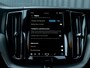 Volvo XC60 2.0 T8 Plug-in hybrid AWD Plus Dark | Pano | Trekhaak wegkl. | 360 Camera | Head Up | Harman/ Kardon | Prijs Rijklaar!!