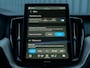 Volvo XC60 2.0 T6 Plug-in hybrid AWD Plus Black Edition | Pano | Trekhaak wegkl. | Facelift | 360 Camera | Head Up | Harman/ Kardon | Prijs Rijklaar!!
