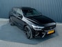 Volvo XC60 2.0 T6 Plug-in hybrid AWD Plus Black Edition | Pano | Trekhaak wegkl. | Facelift | 360 Camera | Head Up | Harman/ Kardon | Prijs Rijklaar!!