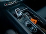 Volvo XC60 2.0 T6 Plug-in hybrid AWD Plus Black Edition | Pano | Trekhaak wegkl. | Facelift | 360 Camera | Head Up | Harman/ Kardon | Prijs Rijklaar!!