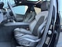 Volvo XC60 2.0 T6 Plug-in hybrid AWD Plus Black Edition | Pano | Trekhaak wegkl. | Facelift | 360 Camera | Head Up | Harman/ Kardon | Prijs Rijklaar!!