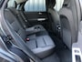 Volvo S40 2.0 Sport 145pk | Bi-xenon adaptief | parkeersensoren achter | Trekhaak | verwarmde voorstoelen | High performance audio | Dealer onderhouden | 12 maanden BOVAG garantie |