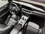 Alfa Romeo Stelvio 2.0 T AWD Veloce 280 PK - FACELIFT - PANORAMADAK - HARMAN KARDON - STOEL + STUURVERWARMING - ADAPTIEVE CRUISECONTROL