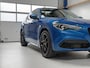 Alfa Romeo Stelvio 2.0 T AWD Veloce 280 PK - FACELIFT - PANORAMADAK - HARMAN KARDON - STOEL + STUURVERWARMING - ADAPTIEVE CRUISECONTROL
