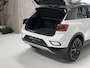 Volkswagen T-Roc 1.5 TSI Style 150 PK - PANORAMADAK - AUTOMAAT - STOELVERWARMING - ADAPTIEVE CRUISE CONTROL - CARPLAY - VIRTUAL COCKPIT