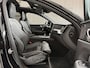Volvo XC60 2.0 T6 Plug-in hybrid AWD R-Design - BLACK PACK - DEALER ONDERHOUDEN - PANORAMADAK - LEER - 360 CAMERA - STOELVERWARMING + STUURVERWARMING