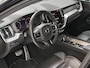 Volvo XC60 2.0 T6 Plug-in hybrid AWD R-Design - BLACK PACK - DEALER ONDERHOUDEN - PANORAMADAK - LEER - 360 CAMERA - STOELVERWARMING + STUURVERWARMING