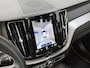 Volvo XC60 2.0 T6 Plug-in hybrid AWD R-Design - BLACK PACK - DEALER ONDERHOUDEN - PANORAMADAK - LEER - 360 CAMERA - STOELVERWARMING + STUURVERWARMING