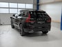 Volvo XC60 2.0 T6 Plug-in hybrid AWD R-Design - BLACK PACK - DEALER ONDERHOUDEN - PANORAMADAK - LEER - 360 CAMERA - STOELVERWARMING + STUURVERWARMING
