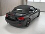 BMW 2-Serie Cabrio 218i High Executive M PAKKET - NL AUTO - STOELVERWARMING - NAVI PROF. - PARKEERSENSOREN - AUTOMAAT