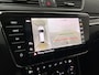 Skoda Superb Combi 1.4 TSI iV Laurin & Klement / AUTOMAAT/ PANO/ TREKHAAK/ LEER/ STANDKACHEL/ DCC/ 360 CAMERA/ ACC/ STUUR+STOELVERWARM.+KOEL./ MEMORY SEAT/ ELEK.ACHTERKLEP/ KEYLESS/ DODEHOEK/ SMARTLINK/ NAVI/ DAB/ CLIMA/ LED/ 18'' LMV