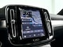 Volvo XC40 B4 Business Edition | Parkeercamera | Harman Kardon | Stoel- en Stuurverwarming