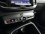 Volvo XC40 B4 Business Edition | Panoramadak | Parkeercamera | Harman Kardon | Stoel- en Stuurverwarming