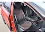 Renault Captur 0.9 TCe Helly Hansen , TREKHAAK , A UITRIJ CAM , CLIMATR , CR CONTR , NAVI , LMV17 ,