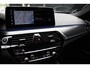 BMW 5-Serie Touring 530e M-Sport Navi Leer Sportstoelen PDC Climate voor en achter  Elektr. verstelbare stoelen Elektr. achterklep LM velgen