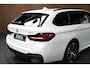 BMW 5-Serie Touring 530e M-Sport Navi Leer Sportstoelen PDC Climate voor en achter  Elektr. verstelbare stoelen Elektr. achterklep LM velgen