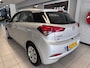 Hyundai i20 1.2 HP i-Motion| Nieuwe APK | Cruise | Airco |