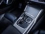 BMW 3-Serie 330e High Executive M-Sport l Pano l HUD l 360cam l 19''