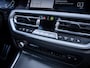 BMW 3-Serie 330e High Executive M-Sport l Pano l HUD l 360cam l 19''