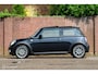 MINI Cooper Mini 1.6 | Xenon | Panoramadak | Exclusieve audio | nieuwe APK | Zeer nette auto | Stoelverwarming |