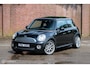 MINI Cooper Mini 1.6 | Xenon | Panoramadak | Exclusieve audio | nieuwe APK | Zeer nette auto | Stoelverwarming |