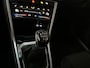 Volkswagen T-Roc 1.0 TSI 110pk Life Business Stoelverwarming Parkeersensoren Navigatie App-Connect