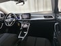 Volkswagen T-Roc 1.0 TSI 110pk Life Business Stoelverwarming Parkeersensoren Navigatie App-Connect