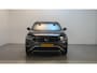 Volkswagen T-Roc 1.0 TSI 110pk Life Business Stoelverwarming Parkeersensoren Navigatie App-Connect