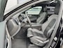 Volvo XC60 2.0 T6 Plug-in hybrid AWD Plus Black Edition 350 PK | Trekhaak | H/K | Pano | 360 Camera